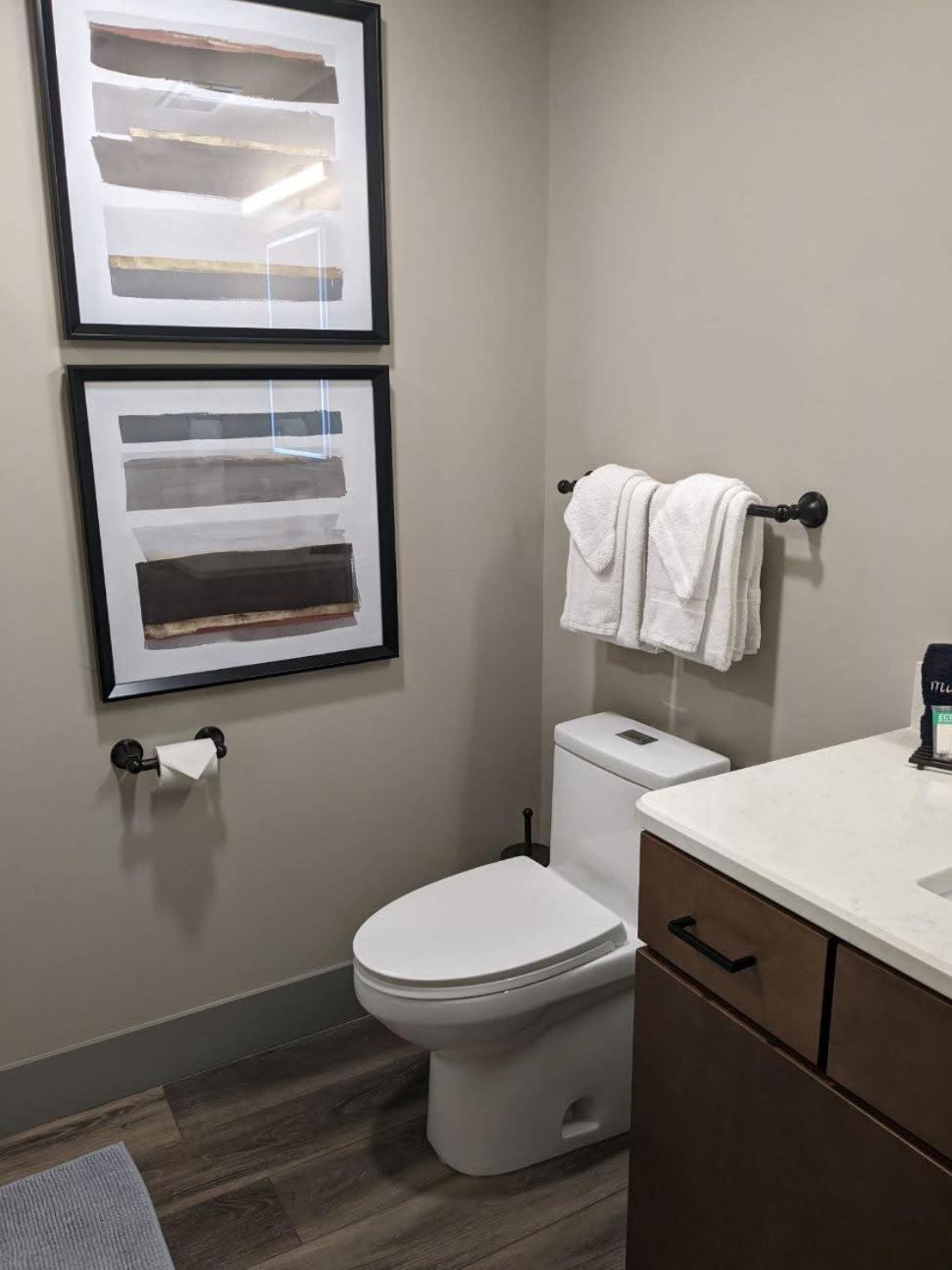 Modern Condo 210 Just Blocks From Lake Michigan Traverse City Luaran gambar
